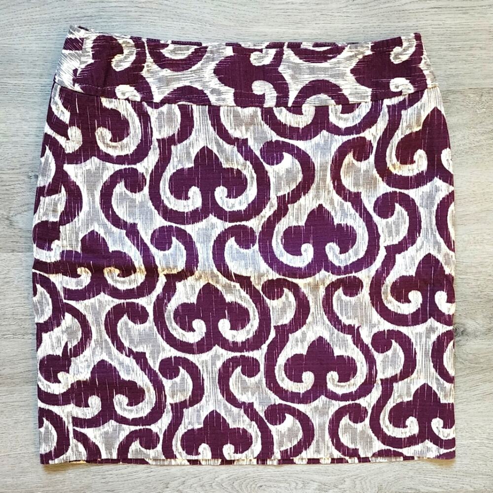 Ann Taylor Women's Petite Baroque Print Above the Knee Semi-Formal Skirt Size 4P